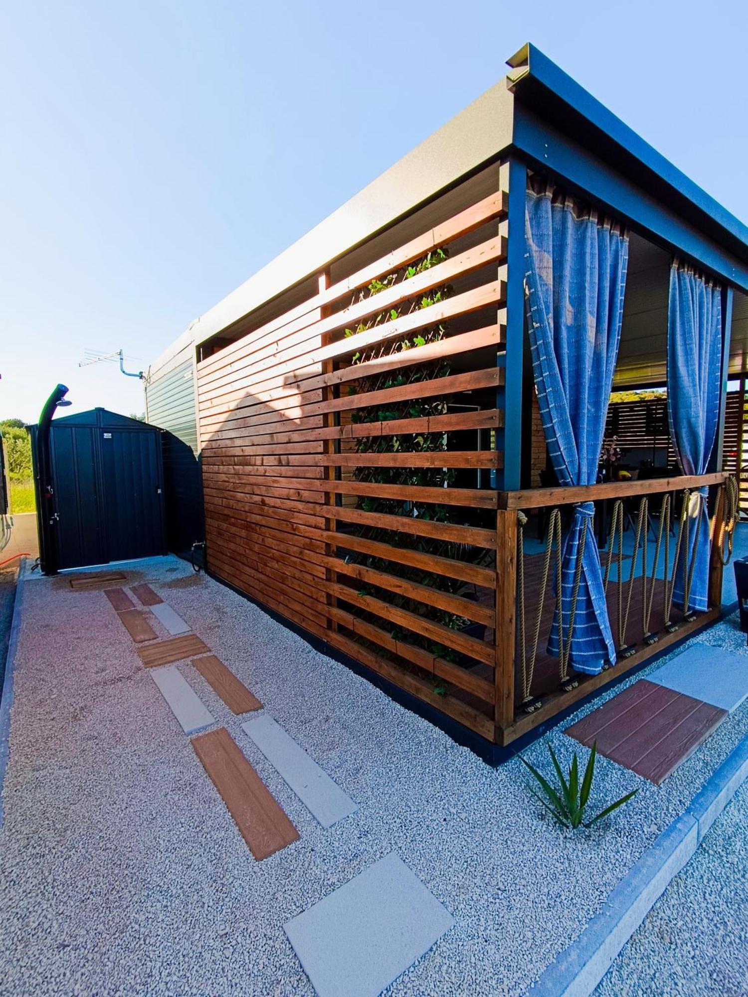 Mobile Home Vilmaris Pakostane Exterior photo